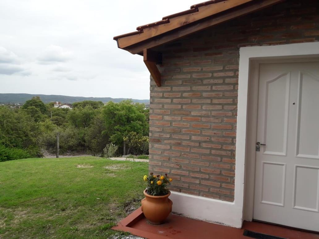 Hosteria Amaneseres Capilla del Monte Eksteriør billede